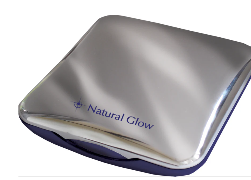 50% Natural Glow More-Cover Bronzing Powder Compact