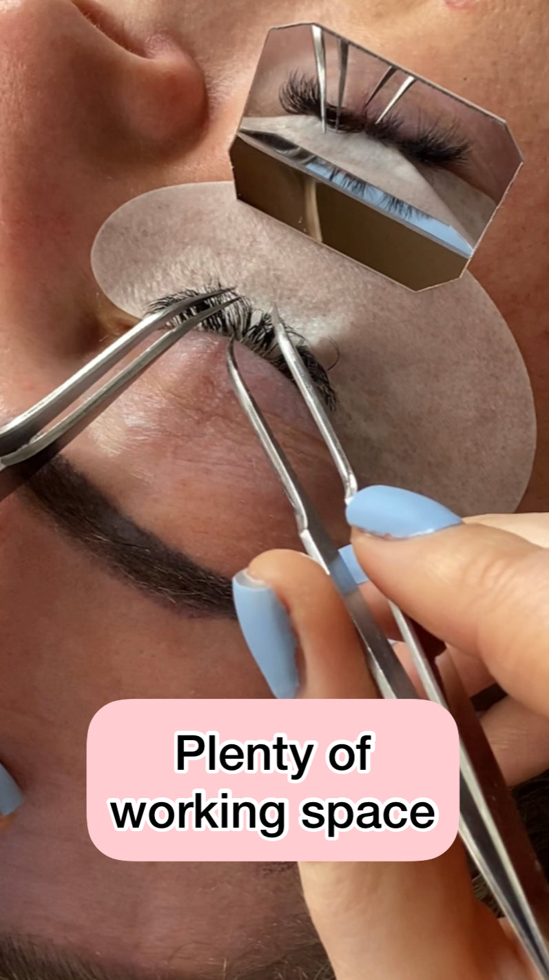 Lash Master Mirror